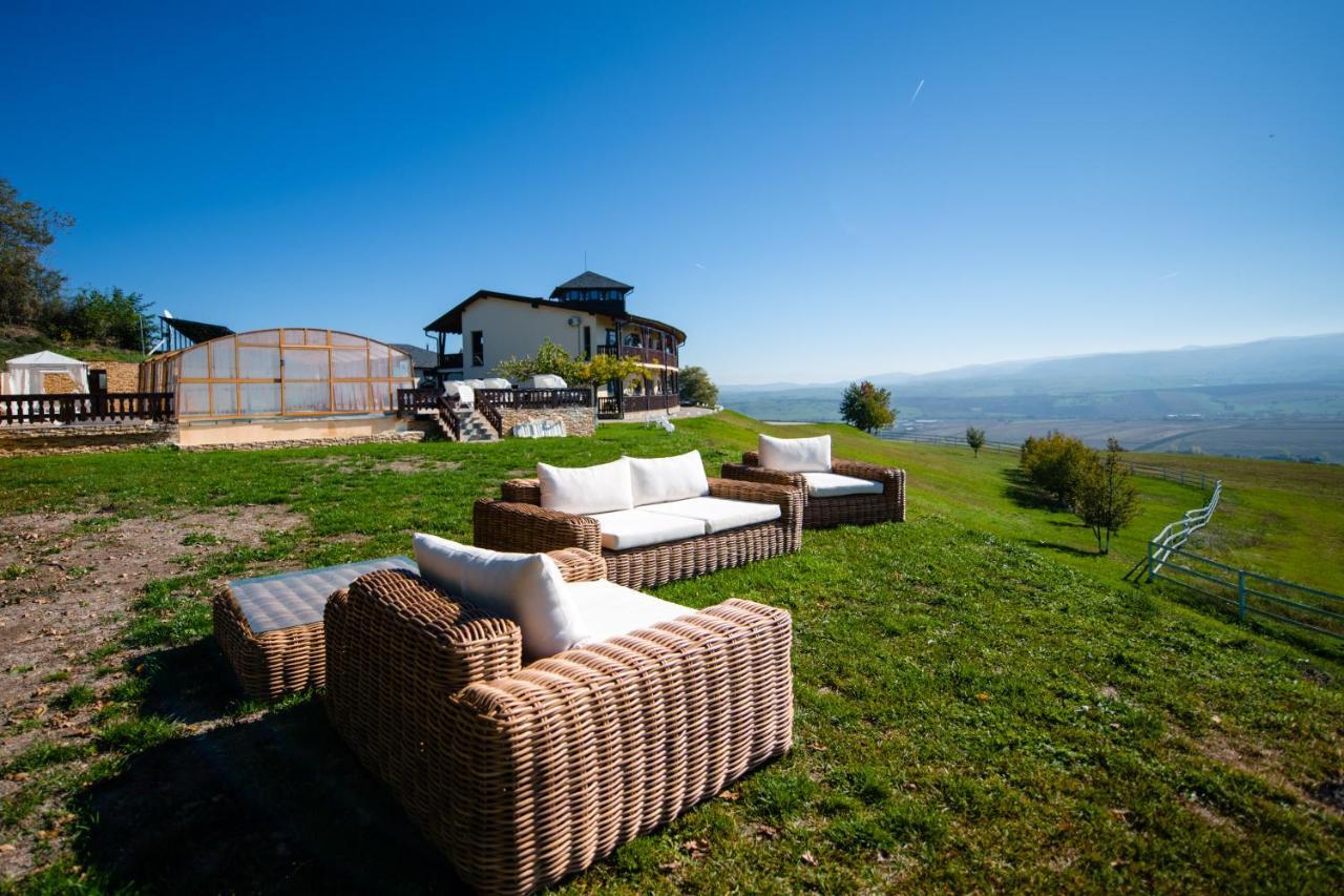Pensiunea Casa Buna Gîrbova Exteriör bild